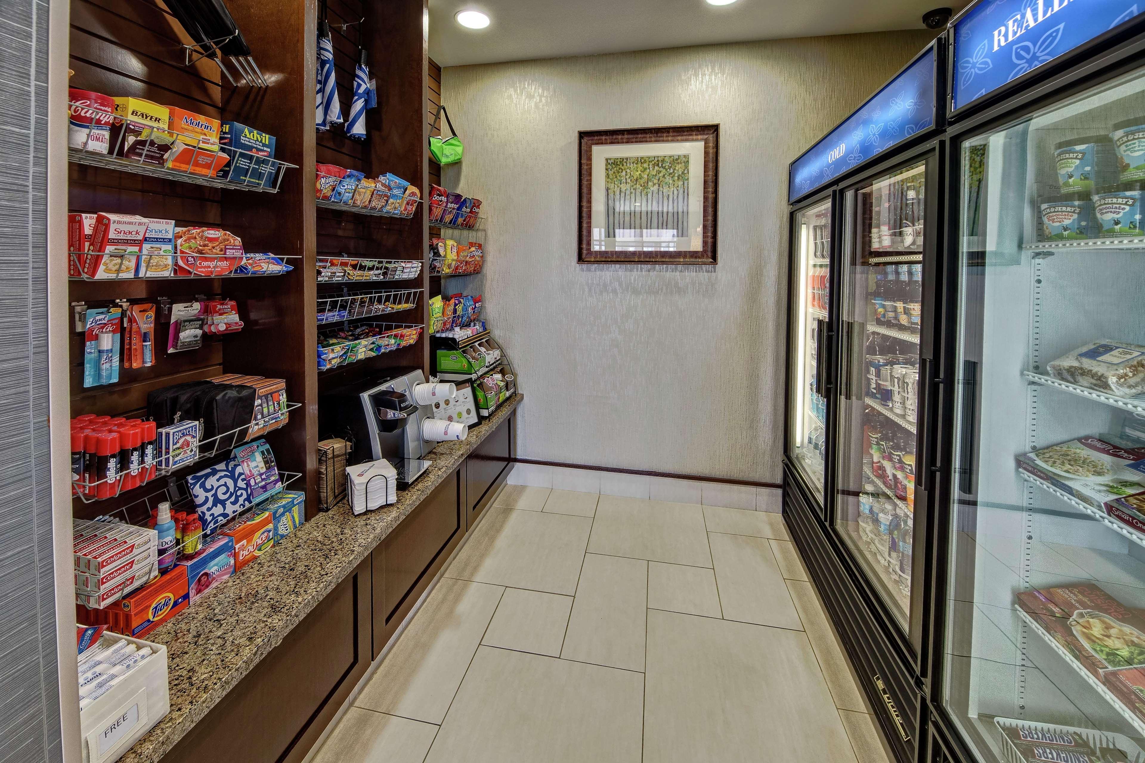 Hilton Garden Inn Midtown Tulsa Luaran gambar
