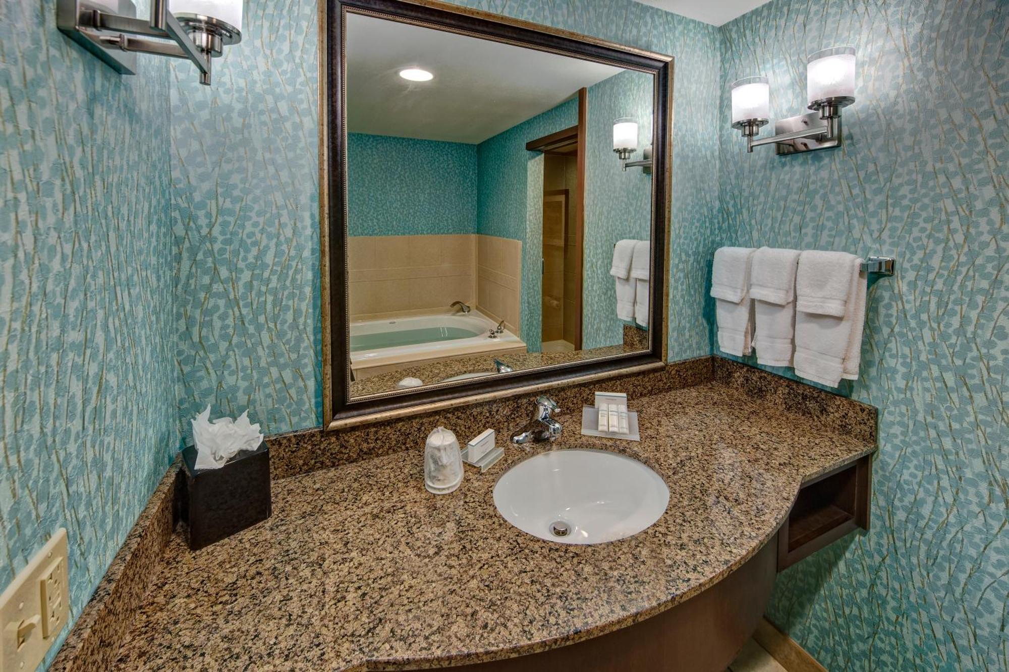 Hilton Garden Inn Midtown Tulsa Luaran gambar